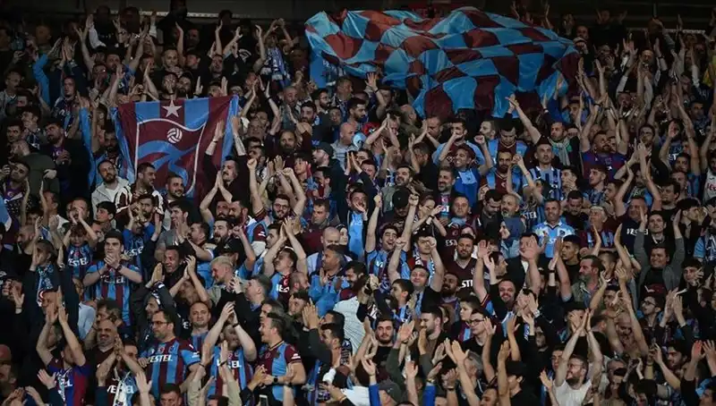 Trabzonspor ve Galatasaray Arasında Şampiyonluk Kapışması: Biletler Satışta!