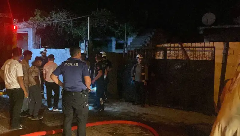 Ailevi Kriz: Evinin Yangınla Yerle Bir Olmasına Neden Olan Şok Olay!