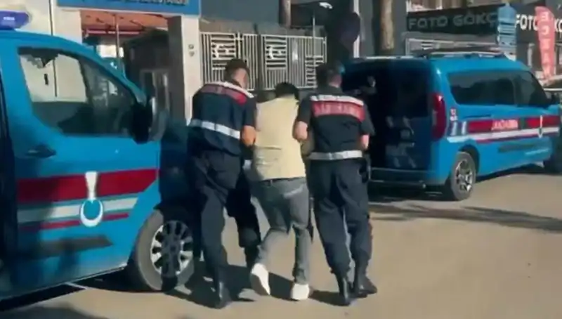 10 İlde Gerçekleşen Suç Operasyonu: 5 Örgüt, 74 Gözaltı!