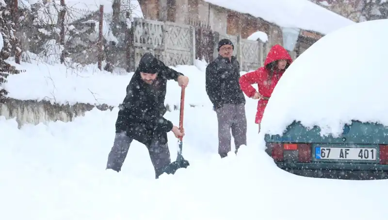 14 Nisan Kar Tatili: Okullar Hangi İllerde Tatil Oldu?