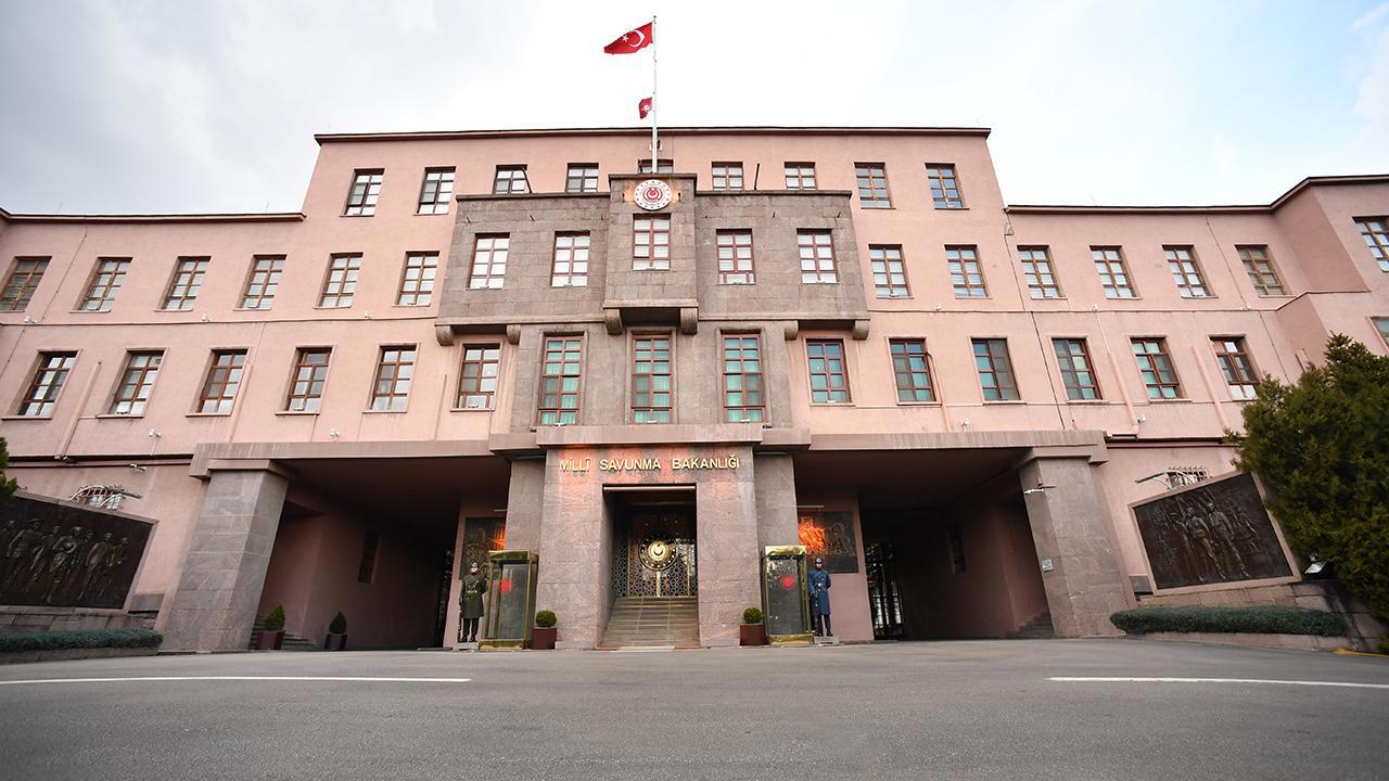 Milli Savunma Bakanlığı'ndan Derinlikli Açıklama Başlık:MSB kaynakları: Dünkü görüşme detaylandırıldı Başlık:Milli Savunma Bakanlığı'ndan Şaşırtan Açıklama