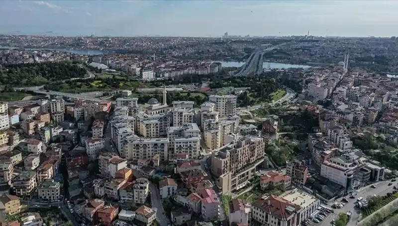 İstanbul'un Kentsel Dönüşüm Çıkmazı: Çözüm Arayışları ve Gelecek Beklentileri