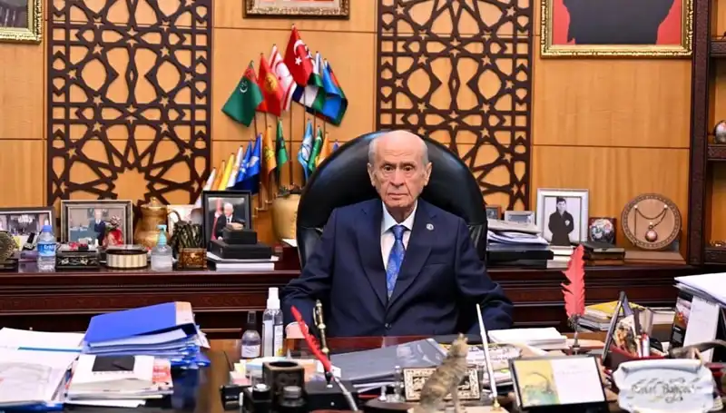 Bahçeli'den Galatasaray'a Şampiyonluk Kutlaması: Futbolun Gücü Birleştiriyor